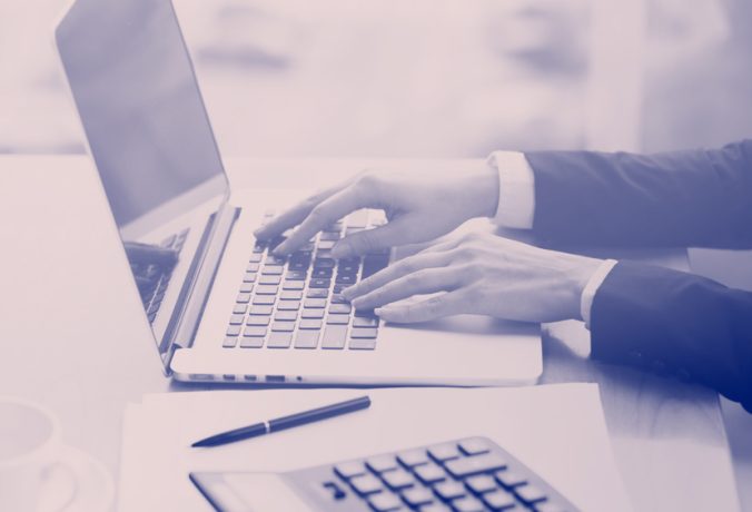 PL do Senado prevê abertura e fechamento de empresas por meio eletrônico